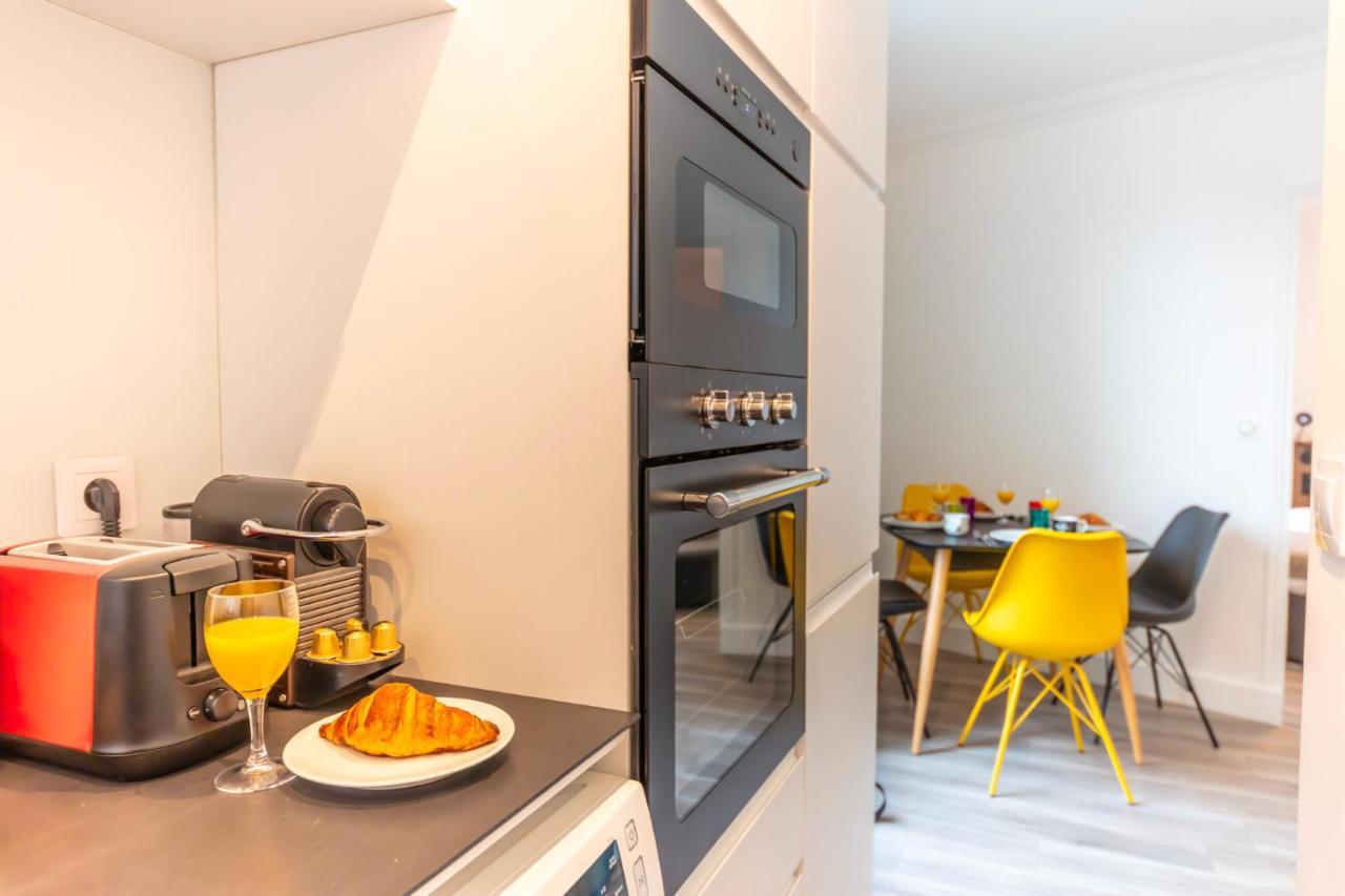 Enjoy The Traditional Parisian Life Apartment Exterior photo