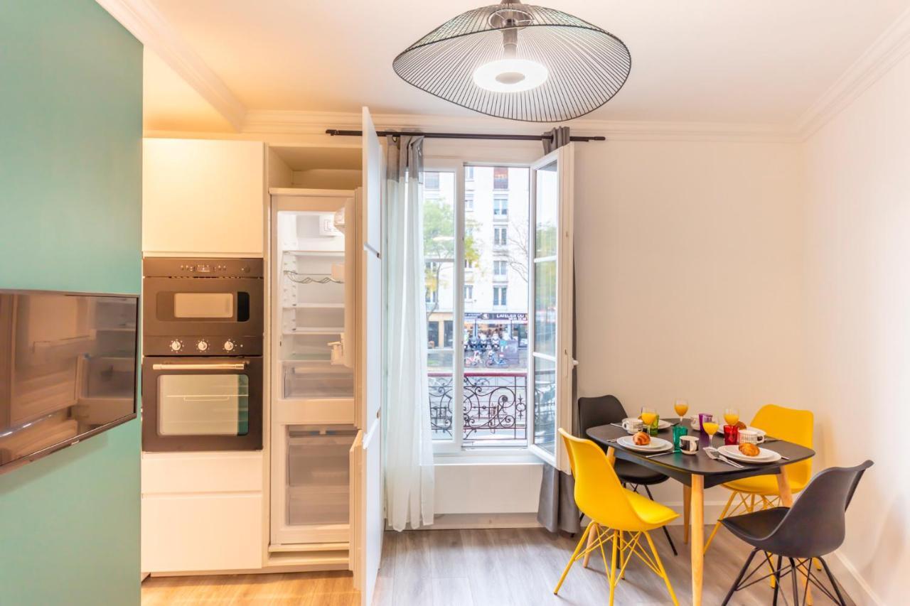Enjoy The Traditional Parisian Life Apartment Exterior photo